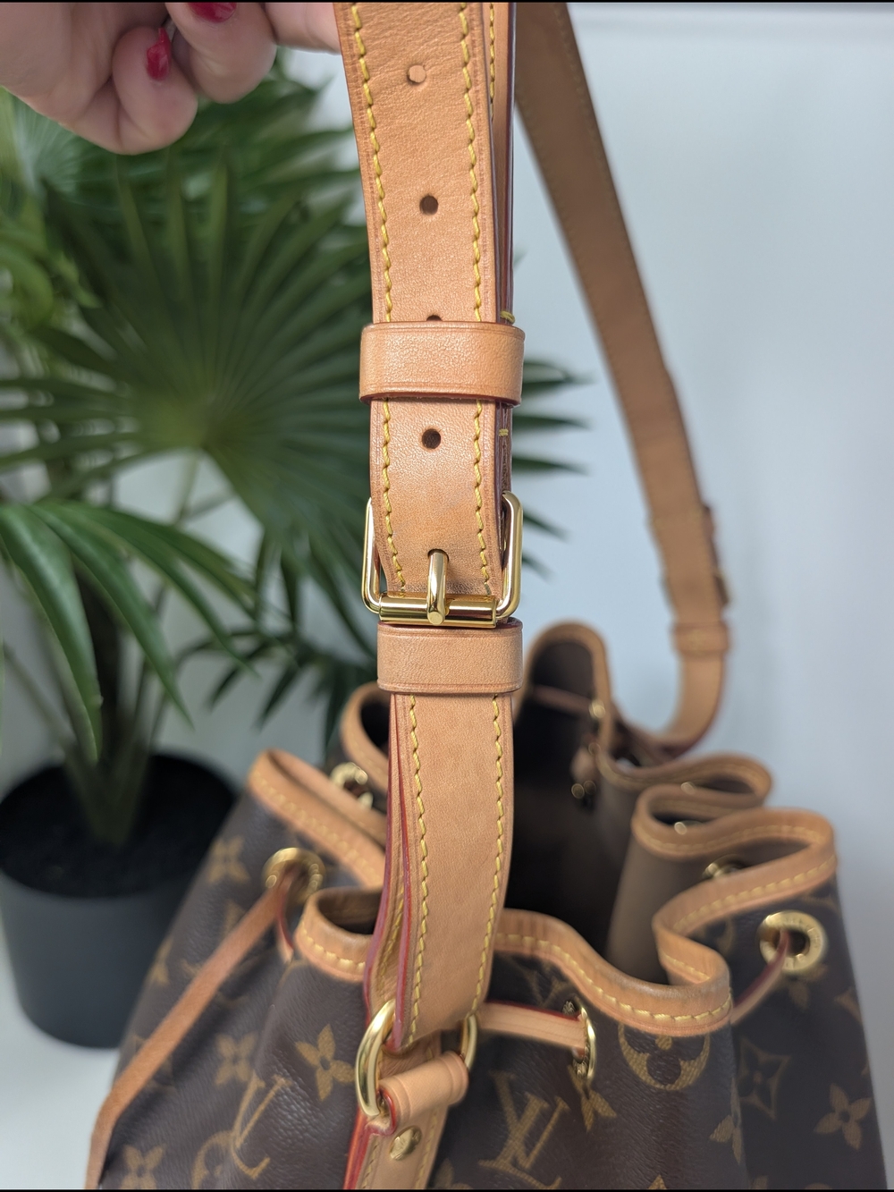 Louis Vuitton Brown‎ Monogram Noé Drawstring Bucket Bag - Picture 4 of 16